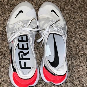 Men’s Nike Free Running Shoes
